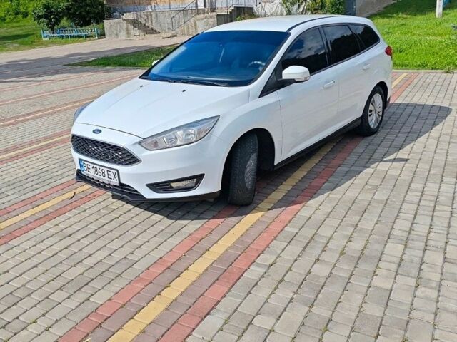 Белый Форд Фокус, объемом двигателя 1.5 л и пробегом 249 тыс. км за 8300 $, фото 2 на Automoto.ua