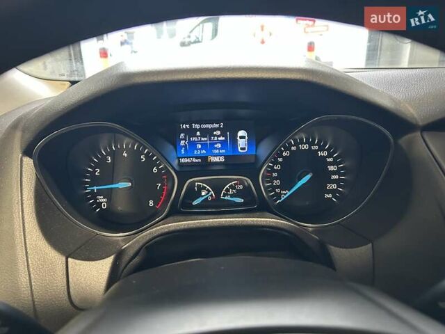 Белый Форд Фокус, объемом двигателя 1 л и пробегом 169 тыс. км за 8700 $, фото 24 на Automoto.ua