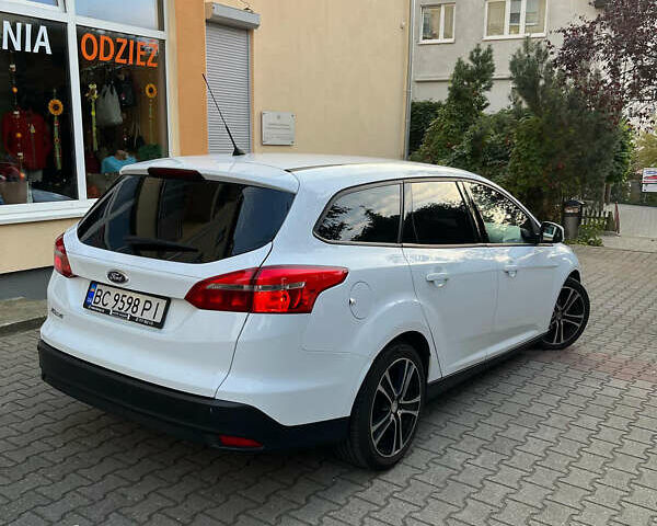 Форд Фокус 2015 в Львове на Automoto.ua Белый Форд Фокус, объемом двигателя 1.56 л и пробегом 193 тыс. км за 9000 $, фото 21 на Automoto.ua