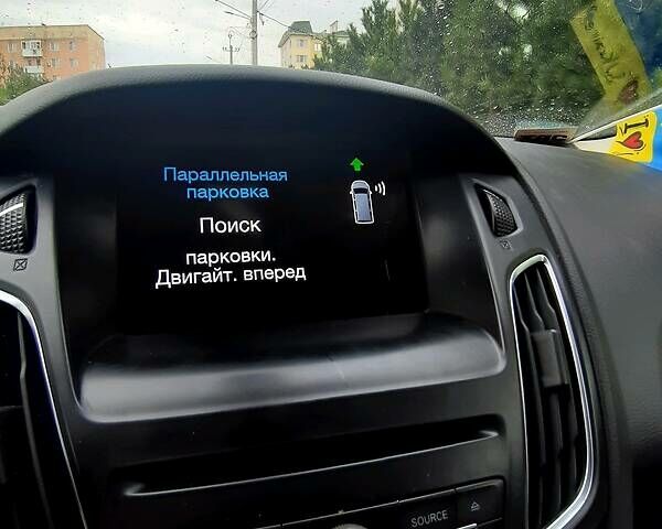 Белый Форд Фокус, объемом двигателя 1.5 л и пробегом 161 тыс. км за 14500 $, фото 57 на Automoto.ua