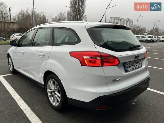 Белый Форд Фокус, объемом двигателя 1 л и пробегом 169 тыс. км за 8700 $, фото 6 на Automoto.ua