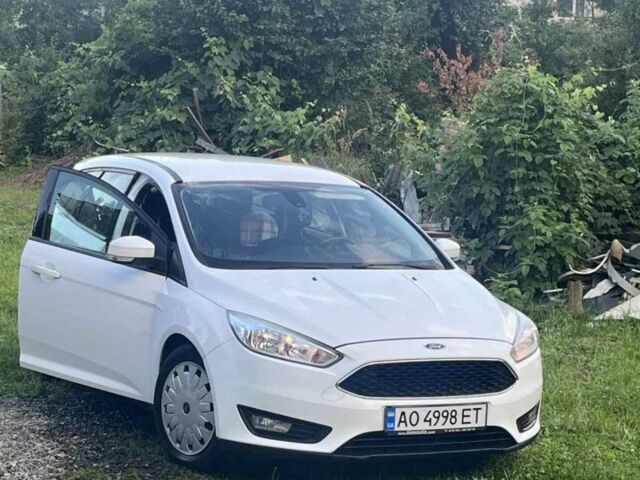 Білий Форд Фокус, об'ємом двигуна 1.5 л та пробігом 240 тис. км за 8950 $, фото 7 на Automoto.ua
