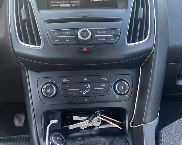 Форд Фокус 2015 у Ужгороді на Automoto.ua Білий Форд Фокус, об'ємом двигуна 1.5 л та пробігом 224 тис. км за 9400 $, фото 12 на Automoto.ua