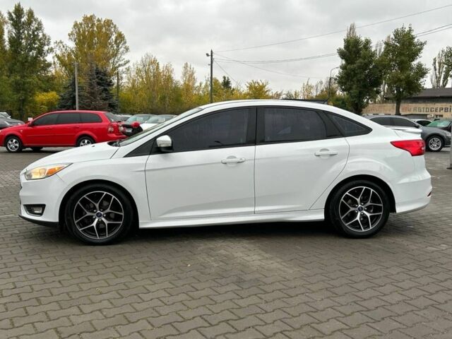 Белый Форд Фокус, объемом двигателя 2 л и пробегом 109 тыс. км за 8700 $, фото 2 на Automoto.ua