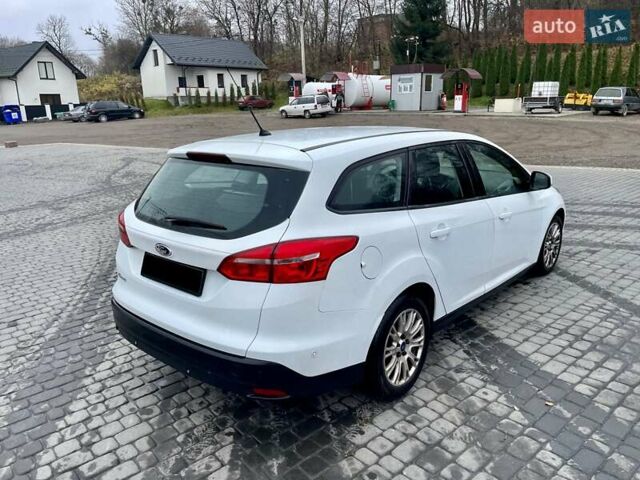 Белый Форд Фокус, объемом двигателя 1.5 л и пробегом 256 тыс. км за 8500 $, фото 4 на Automoto.ua