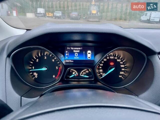 Белый Форд Фокус, объемом двигателя 1.5 л и пробегом 256 тыс. км за 8500 $, фото 10 на Automoto.ua