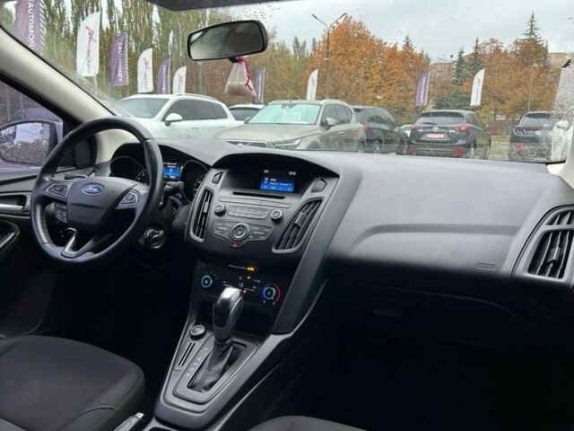 Белый Форд Фокус, объемом двигателя 2 л и пробегом 109 тыс. км за 8700 $, фото 18 на Automoto.ua