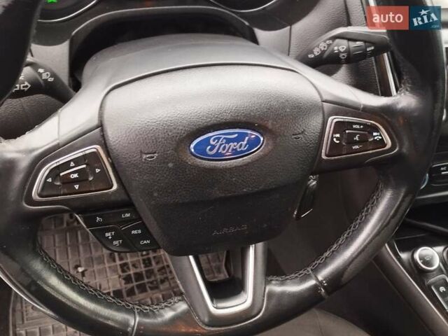 Белый Форд Фокус, объемом двигателя 1.6 л и пробегом 163 тыс. км за 8699 $, фото 33 на Automoto.ua