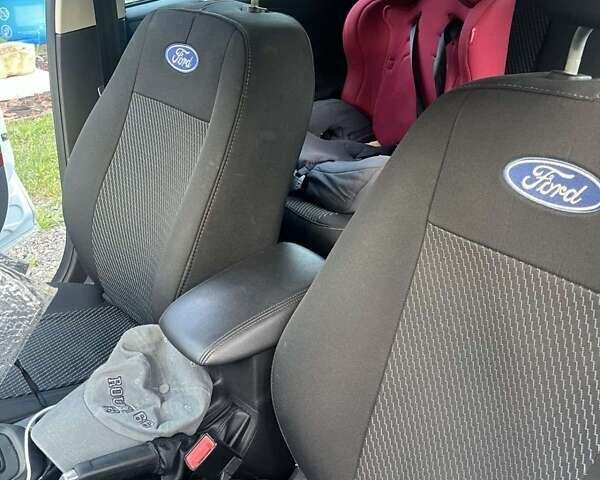 Форд Фокус 2015 у Ужгороді на Automoto.ua Білий Форд Фокус, об'ємом двигуна 1.5 л та пробігом 224 тис. км за 9400 $, фото 5 на Automoto.ua