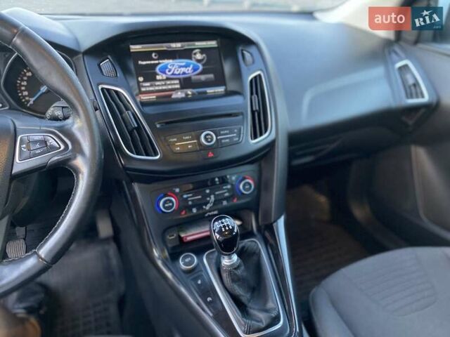 Білий Форд Фокус, об'ємом двигуна 1.5 л та пробігом 249 тис. км за 8700 $, фото 9 на Automoto.ua
