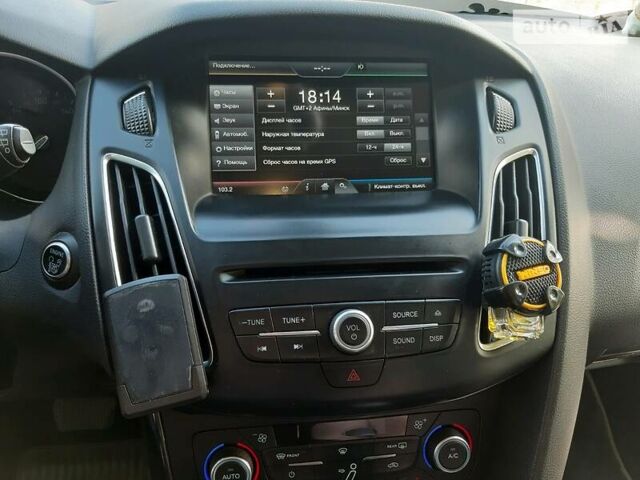 Белый Форд Фокус, объемом двигателя 1.5 л и пробегом 161 тыс. км за 17500 $, фото 11 на Automoto.ua