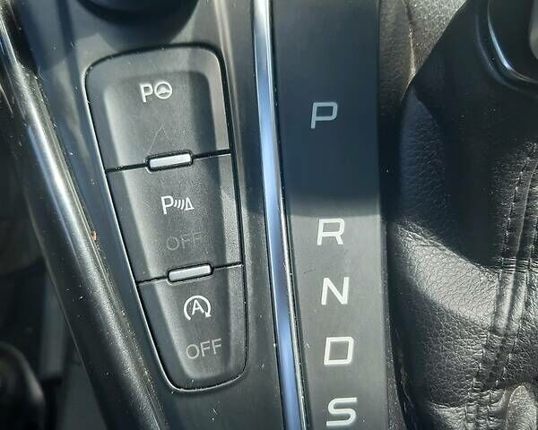 Белый Форд Фокус, объемом двигателя 1.5 л и пробегом 161 тыс. км за 12800 $, фото 47 на Automoto.ua