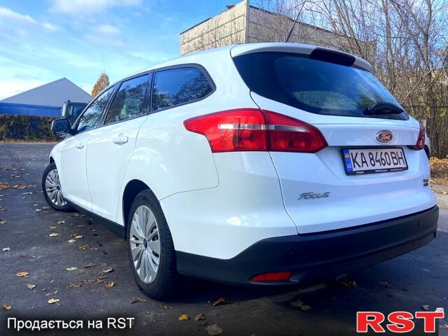 Белый Форд Фокус, объемом двигателя 1 л и пробегом 134 тыс. км за 7150 $, фото 5 на Automoto.ua