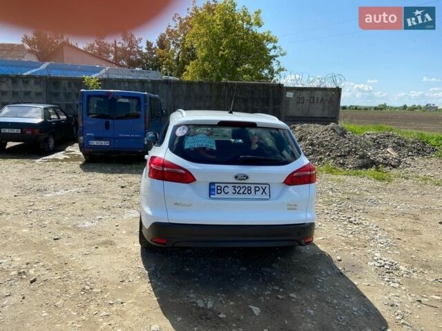 Белый Форд Фокус, объемом двигателя 1 л и пробегом 252 тыс. км за 5600 $, фото 23 на Automoto.ua