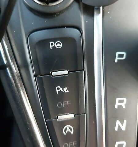 Белый Форд Фокус, объемом двигателя 1.5 л и пробегом 161 тыс. км за 17500 $, фото 10 на Automoto.ua