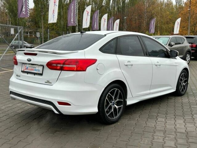 Белый Форд Фокус, объемом двигателя 2 л и пробегом 109 тыс. км за 8700 $, фото 5 на Automoto.ua