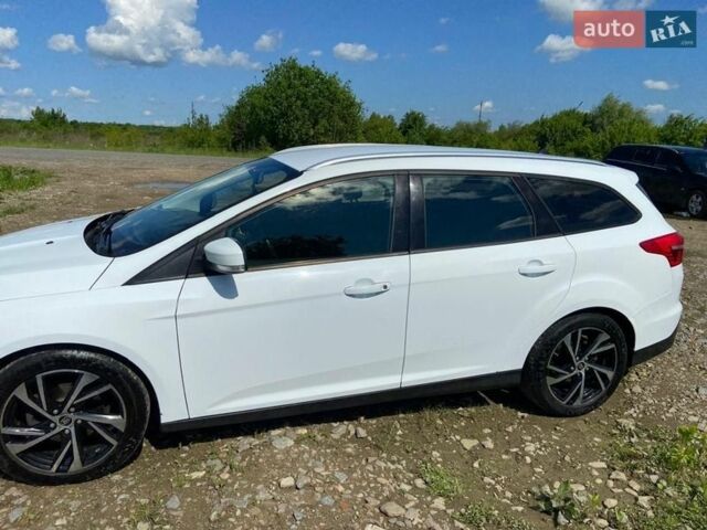 Белый Форд Фокус, объемом двигателя 1 л и пробегом 252 тыс. км за 5600 $, фото 20 на Automoto.ua