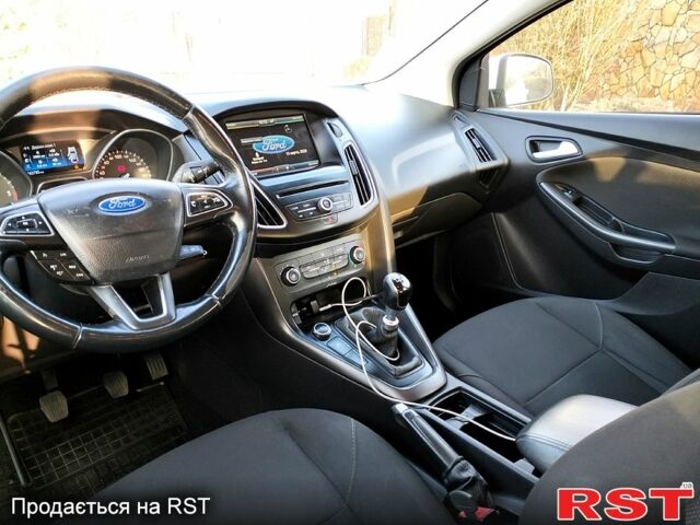 Білий Форд Фокус, об'ємом двигуна 1.6 л та пробігом 0 тис. км за 7900 $, фото 2 на Automoto.ua