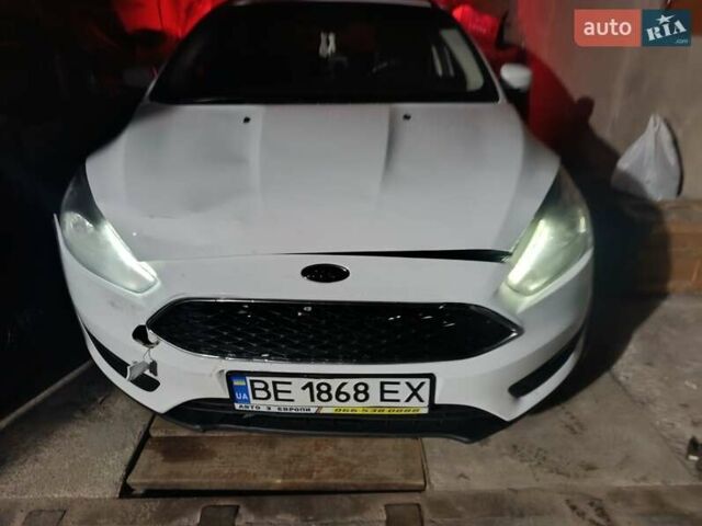 Білий Форд Фокус, об'ємом двигуна 1.5 л та пробігом 248 тис. км за 4300 $, фото 1 на Automoto.ua