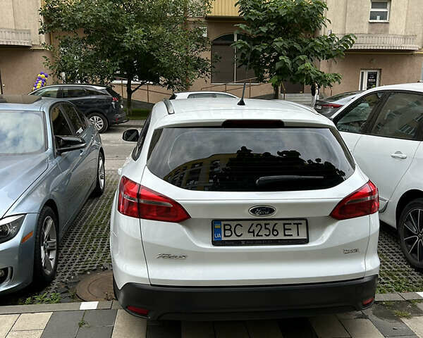 Белый Форд Фокус, объемом двигателя 1.6 л и пробегом 128 тыс. км за 10500 $, фото 18 на Automoto.ua