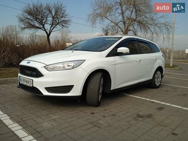 Белый Форд Фокус, объемом двигателя 1 л и пробегом 203 тыс. км за 6300 $, фото 16 на Automoto.ua