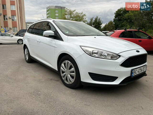 Белый Форд Фокус, объемом двигателя 1.6 л и пробегом 128 тыс. км за 10500 $, фото 14 на Automoto.ua