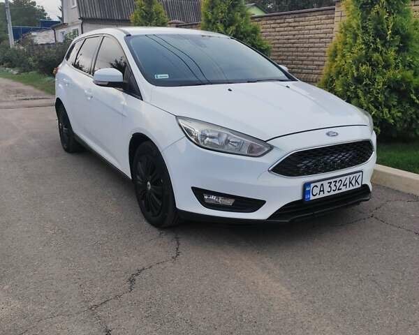 Форд Фокус 2016 в Умани на Automoto.ua Белый Форд Фокус, объемом двигателя 1.5 л и пробегом 285 тыс. км за 8450 $, фото 7 на Automoto.ua