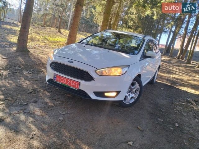 Белый Форд Фокус, объемом двигателя 1.5 л и пробегом 241 тыс. км за 8399 $, фото 1 на Automoto.ua