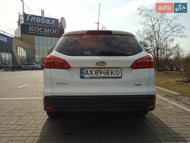 Белый Форд Фокус, объемом двигателя 1 л и пробегом 203 тыс. км за 6300 $, фото 12 на Automoto.ua