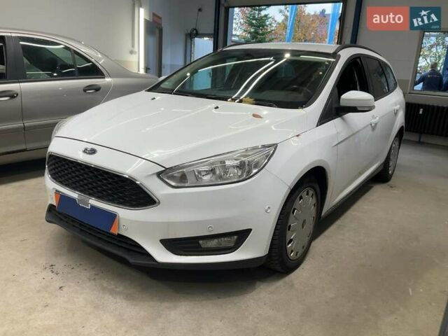 Білий Форд Фокус, об'ємом двигуна 1.5 л та пробігом 217 тис. км за 10300 $, фото 11 на Automoto.ua