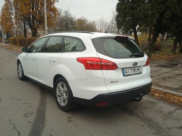 Белый Форд Фокус, объемом двигателя 1.5 л и пробегом 185 тыс. км за 8400 $, фото 4 на Automoto.ua