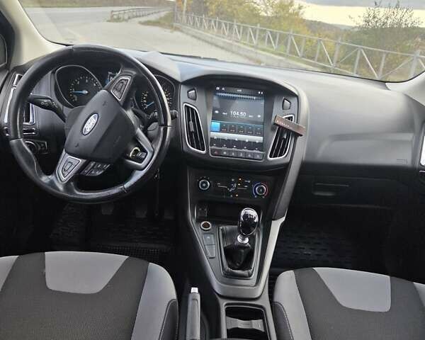 Форд Фокус 2016 в Теребовле на Automoto.ua Белый Форд Фокус, объемом двигателя 1.5 л и пробегом 224 тыс. км за 8000 $, фото 11 на Automoto.ua