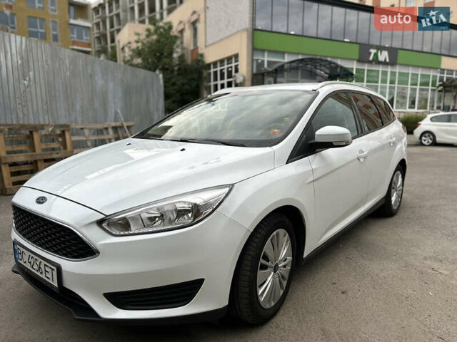 Белый Форд Фокус, объемом двигателя 1.6 л и пробегом 128 тыс. км за 10500 $, фото 16 на Automoto.ua
