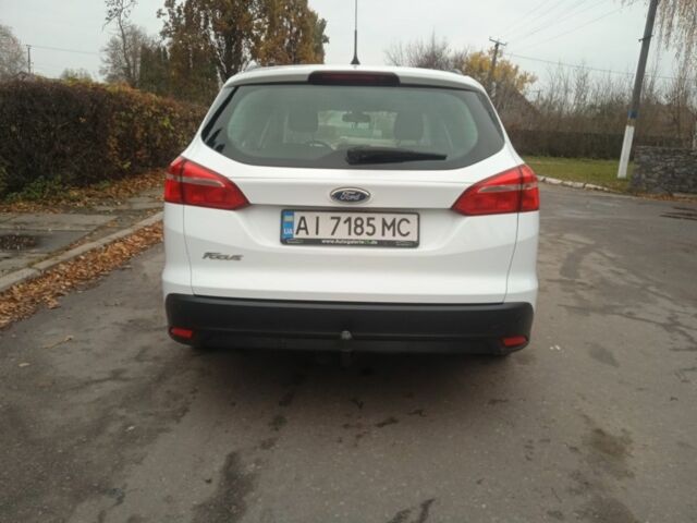 Белый Форд Фокус, объемом двигателя 1.5 л и пробегом 185 тыс. км за 8400 $, фото 6 на Automoto.ua