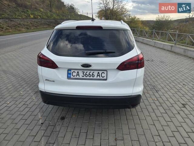 Форд Фокус 2016 в Теребовле на Automoto.ua Белый Форд Фокус, объемом двигателя 1.5 л и пробегом 224 тыс. км за 8000 $, фото 5 на Automoto.ua