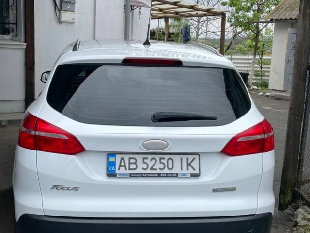Белый Форд Фокус, объемом двигателя 1 л и пробегом 2 тыс. км за 7300 $, фото 2 на Automoto.ua