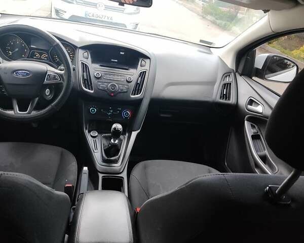 Форд Фокус 2016 в Умани на Automoto.ua Белый Форд Фокус, объемом двигателя 1.5 л и пробегом 285 тыс. км за 8450 $, фото 3 на Automoto.ua