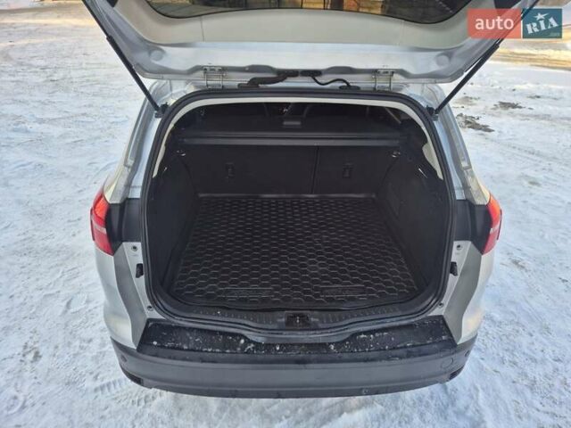 Білий Форд Фокус, об'ємом двигуна 1.5 л та пробігом 243 тис. км за 8999 $, фото 11 на Automoto.ua