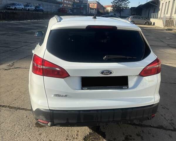 Білий Форд Фокус, об'ємом двигуна 1.5 л та пробігом 275 тис. км за 8500 $, фото 2 на Automoto.ua