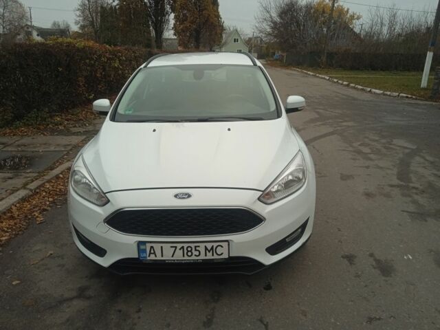 Белый Форд Фокус, объемом двигателя 1.5 л и пробегом 185 тыс. км за 8400 $, фото 5 на Automoto.ua
