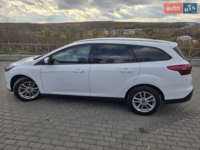 Форд Фокус 2016 в Теребовле на Automoto.ua Белый Форд Фокус, объемом двигателя 1.5 л и пробегом 224 тыс. км за 8000 $, фото 2 на Automoto.ua