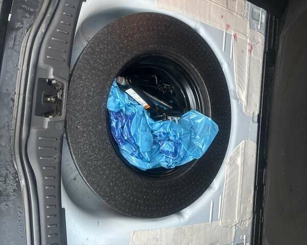 Білий Форд Фокус, об'ємом двигуна 1.5 л та пробігом 275 тис. км за 8500 $, фото 8 на Automoto.ua