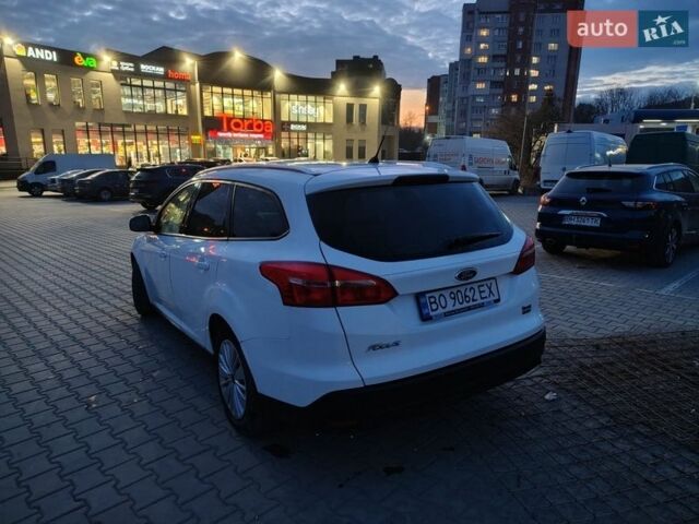Білий Форд Фокус, об'ємом двигуна 1 л та пробігом 155 тис. км за 9500 $, фото 4 на Automoto.ua