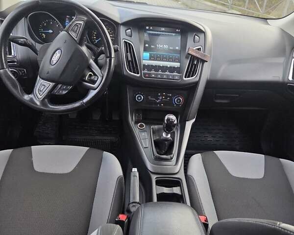 Форд Фокус 2016 в Теребовле на Automoto.ua Белый Форд Фокус, объемом двигателя 1.5 л и пробегом 224 тыс. км за 8000 $, фото 10 на Automoto.ua