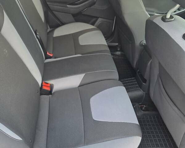 Форд Фокус 2016 в Теребовле на Automoto.ua Белый Форд Фокус, объемом двигателя 1.5 л и пробегом 224 тыс. км за 8000 $, фото 20 на Automoto.ua