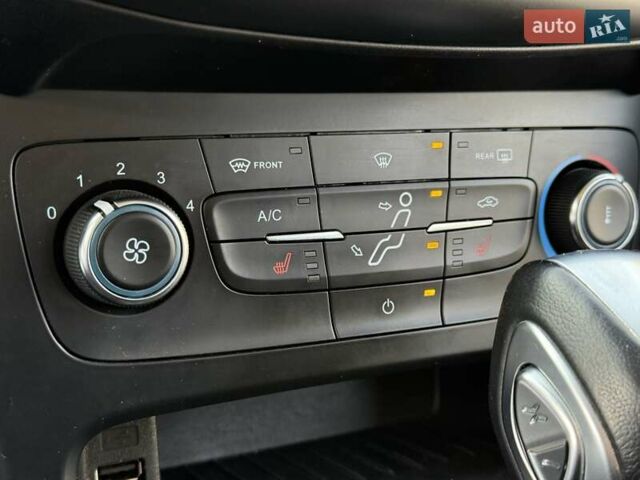 Білий Форд Фокус, об'ємом двигуна 1.6 л та пробігом 135 тис. км за 9700 $, фото 37 на Automoto.ua