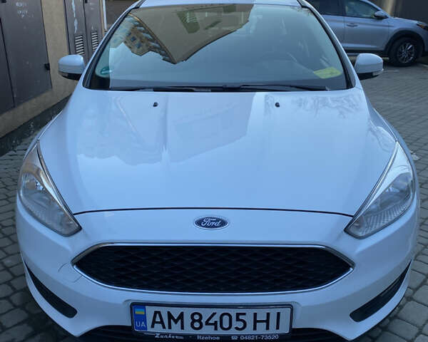 Белый Форд Фокус, объемом двигателя 1.5 л и пробегом 210 тыс. км за 10350 $, фото 6 на Automoto.ua