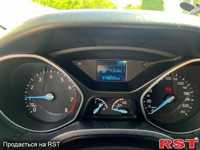 Білий Форд Фокус, об'ємом двигуна 1.6 л та пробігом 80 тис. км за 11500 $, фото 2 на Automoto.ua