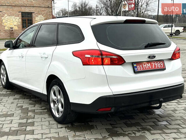 Белый Форд Фокус, объемом двигателя 1.5 л и пробегом 89 тыс. км за 10600 $, фото 5 на Automoto.ua