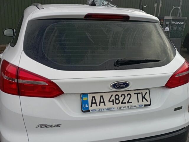 Белый Форд Фокус, объемом двигателя 1.5 л и пробегом 65 тыс. км за 15500 $, фото 3 на Automoto.ua